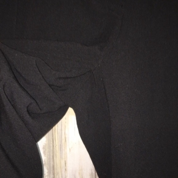 White House Black Market Crop Pants - Picture 3 of 6